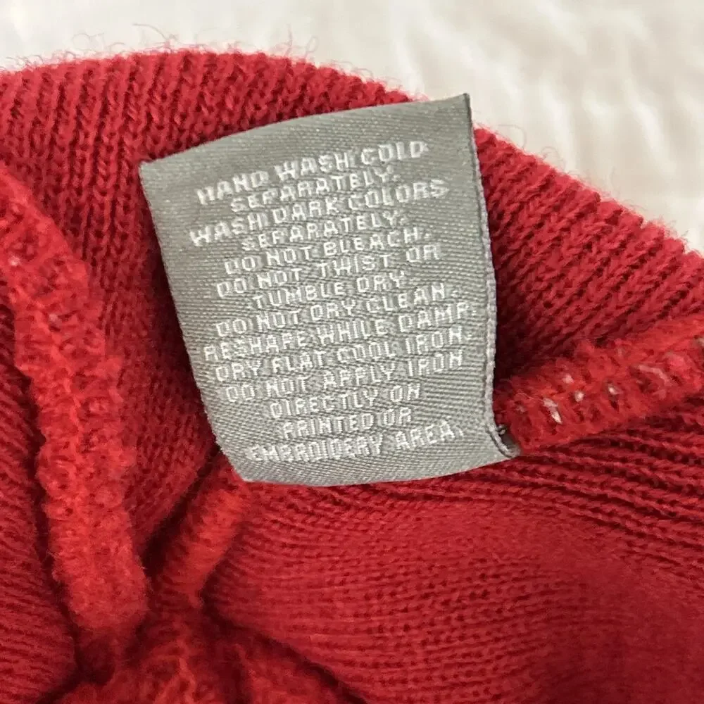 1977 Play Cloths Beanie Pompom Play Red Wool Blend
